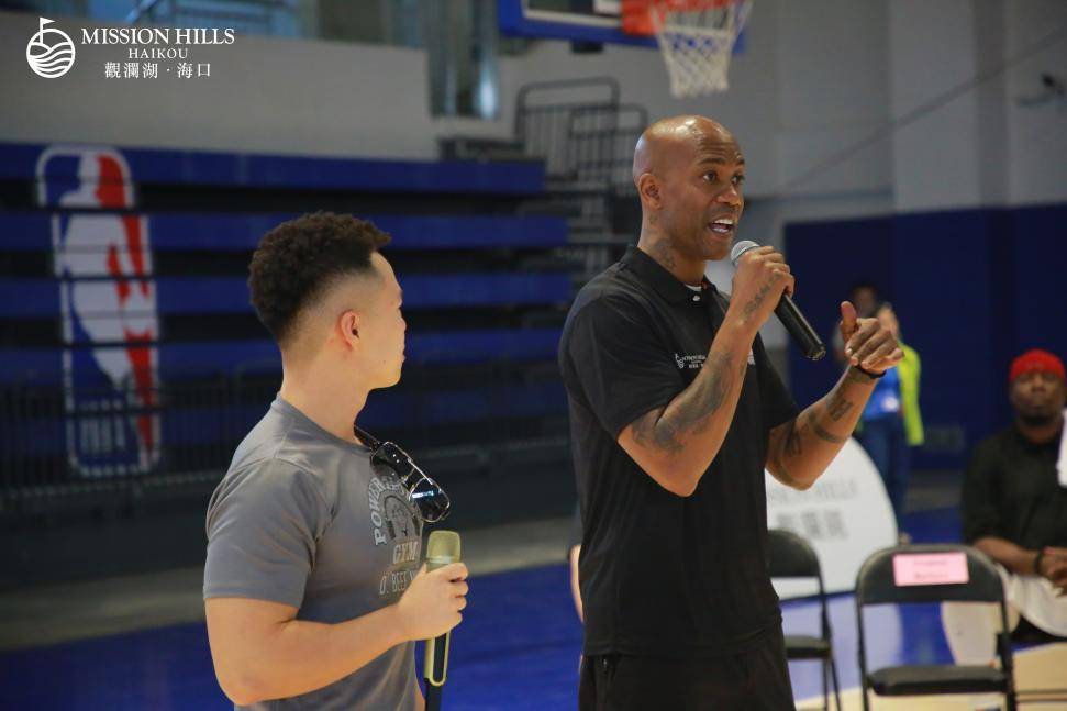 NBA籃(lán)球公园海口观澜湖旗舰馆开放日暨(jì)2025籃(lán)球夏令营开营，斯蒂芬·马佈(bù)里现身助陣(zhèn)