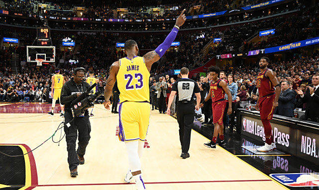 NBA历史40+得(dé)分榜：传奇球星数据对比