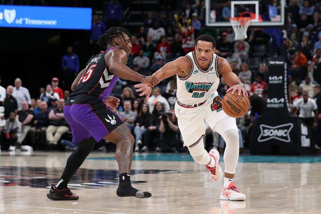 黄蜂 VS 雷(léi)霆 NBA比分预测（10月6日NBA直播）