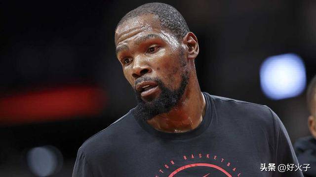 火箭队杜兰特展(zhǎn)望了揭幕战对阵雷(léi)霆队比赛，并透露NBA安排的原因
