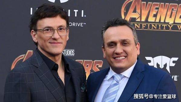 詹姆斯疑似遭遇湖人队内禁赛!经纪人爆出猛料,已遭NBA官方调查