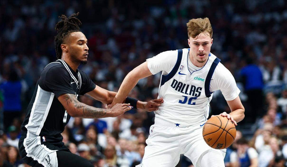 状元之争，马刺大胜独行侠首秀